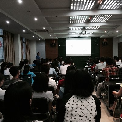 【学术交流】第七届朱宝镛大讲堂第五讲——药食用真菌液态发酵关键技术及其功能物质基础