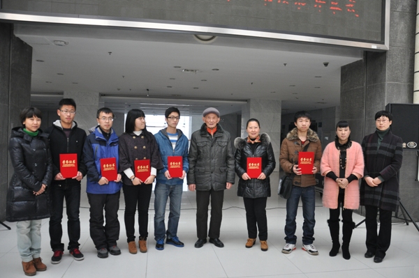 我院举办毛泽东诗词书法展
