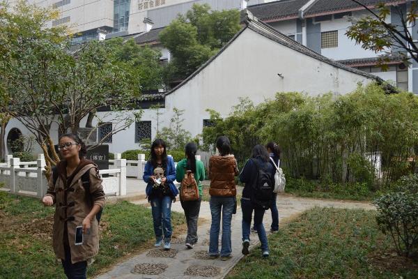 【团日活动】我院生工1303班举办“参观名人故居，传递正能量”活动