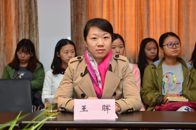 【学生活动】与信仰对话——我校举行全国道德模范洪战辉座谈会