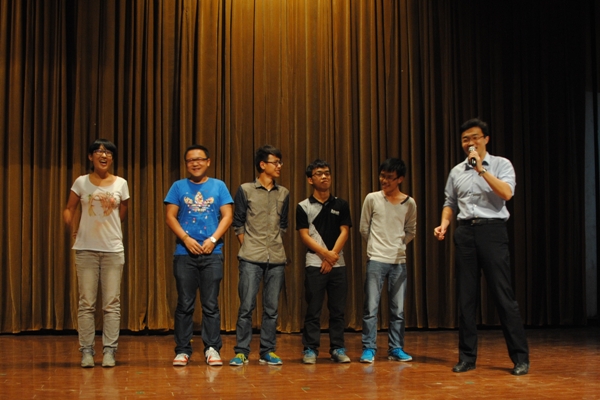 【学生活动】我院举办2013级迎新生晚会