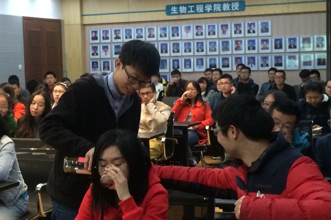 【学生活动】葡萄酒讲座，学生惊呼“别人家的讲座”