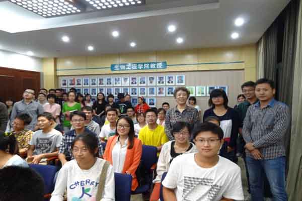 【学术活动】第六届朱宝镛大讲堂第一讲 你问我答---对话王武教授